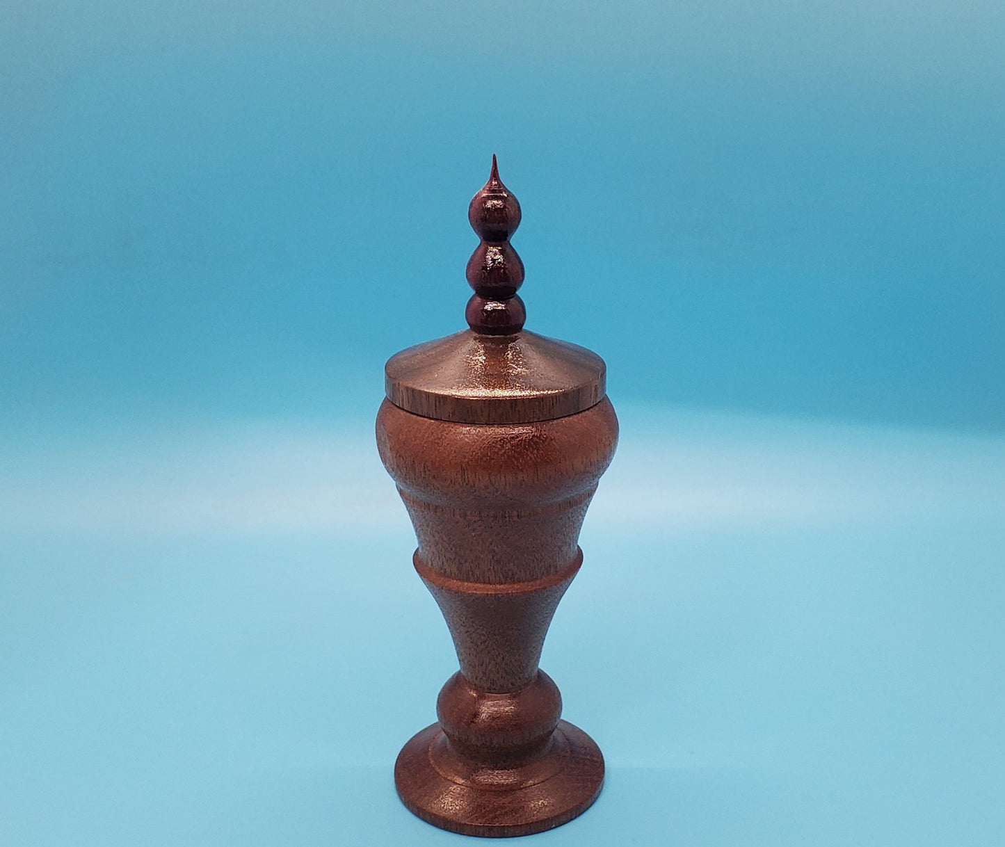 Besamim mix wood holder