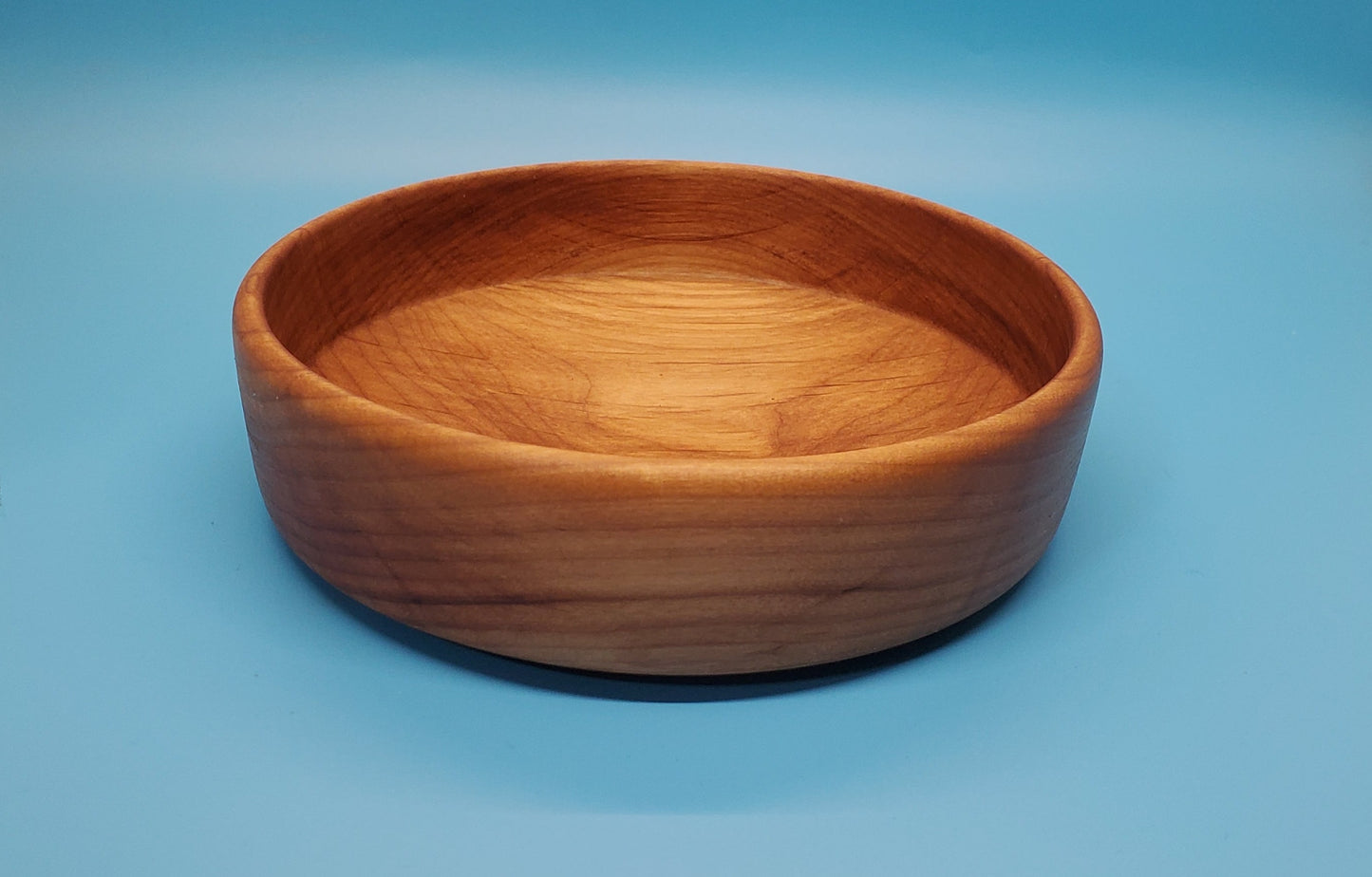 Set of 1 medium  bowl from Red alder