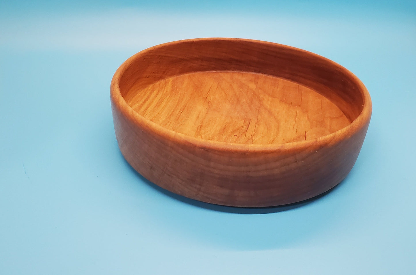 Set of 1 medium  bowl from Red alder